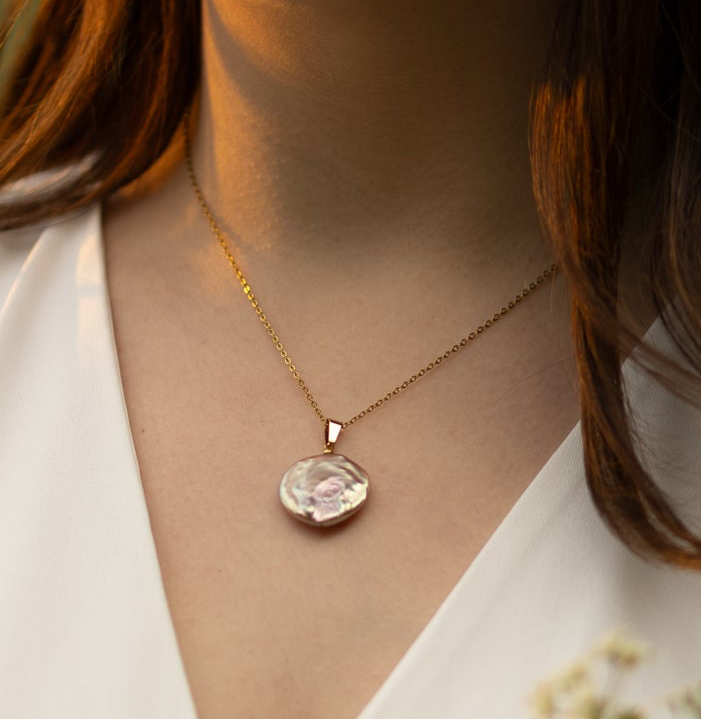The Iris Pearl Necklace