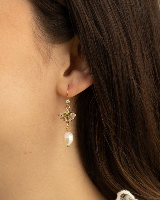 The Sunburst Pearl Earrings