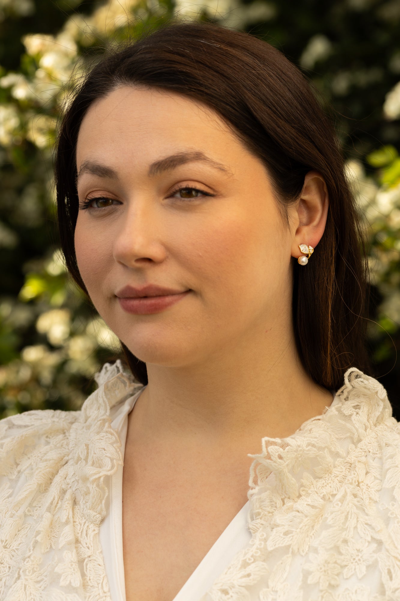 The Laurel Pearl Studs