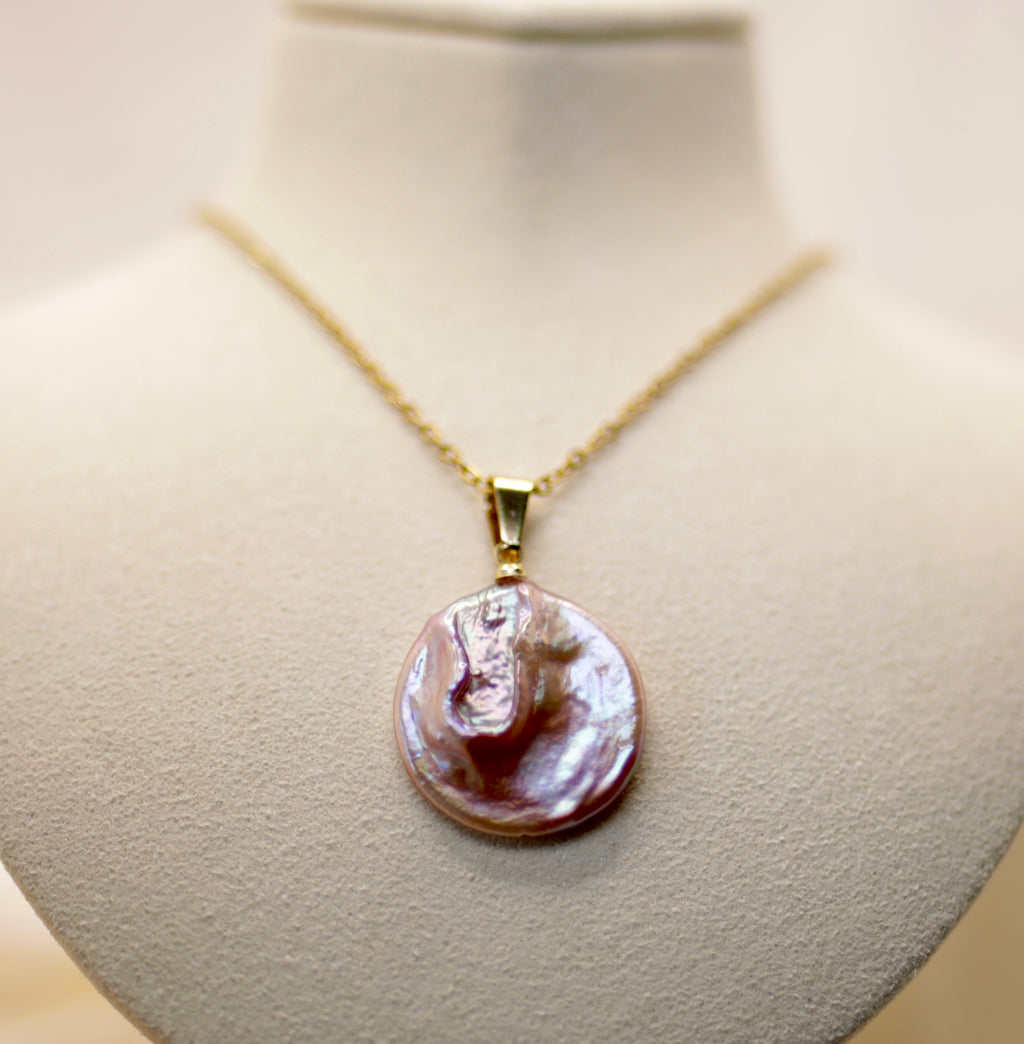 The Iris Pearl Necklace