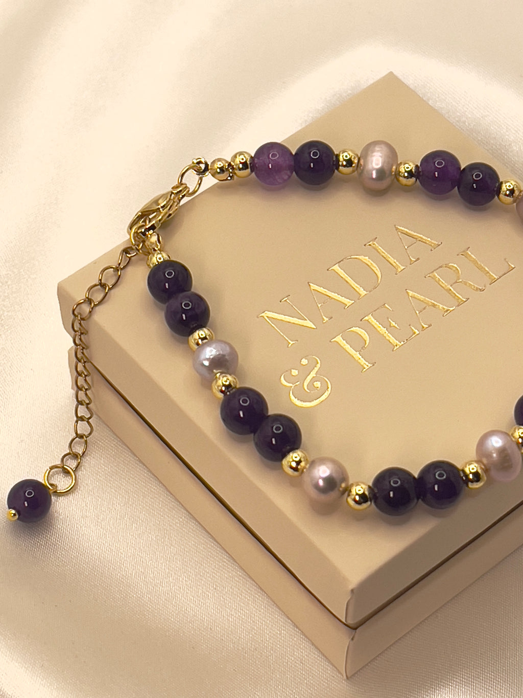 The Lavender Pearl Bracelet